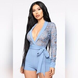 Day & Night Always Lovely Lace Blue Romper Size Large One Piece Jumpsuit Shorts